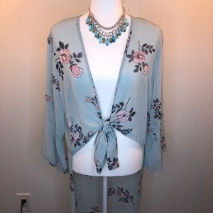 Charlotte Russe Floral Tie Front Kimono